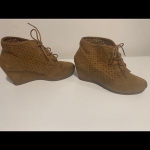American Eagle Ankle Wedges